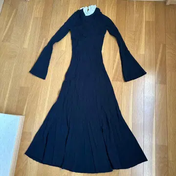 sandoro 카라 부착 리브 니트 원피스