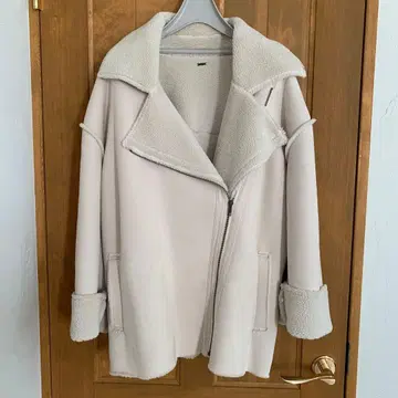 미라 오웬 에코 퍼 자켓 무스탕 보아