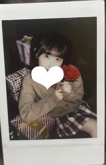 시마무라 우타 란 폴라로이드