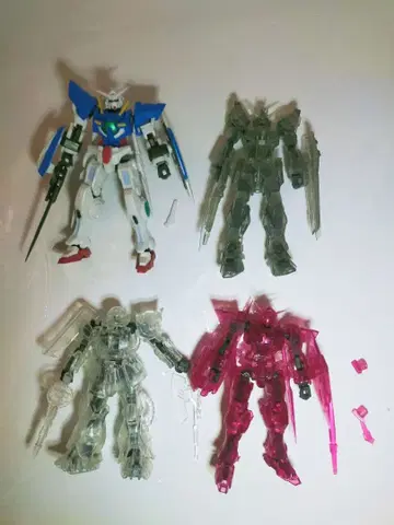 캡슐 액션 건담 엑시아 컬러판 자쿠 스트라이크