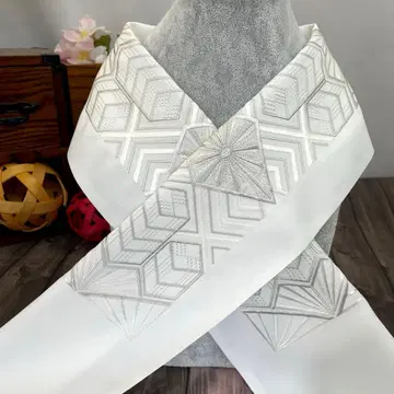 드문 기하학 문양 자수 장식용 깃 일본제 새상품