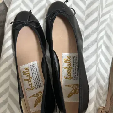 barfalle 블랙 플랫슈즈