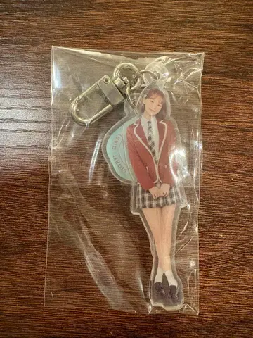 김채원 아크릴 키링 iz*one secret diary