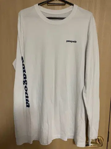 patagonia 화이트 롱 슬리브 T셔츠 M