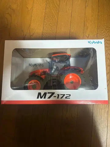 Kubota M7-172 트랙터 모형 미니카