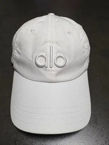 alo 화이트 캡