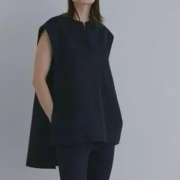 LE PHIL 마틀라세 트리플 크로스 베스트 블랙