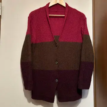 [ D g y샘플 상품 ] 새상품 시착만 한 상품. 니트 가디건 M~L