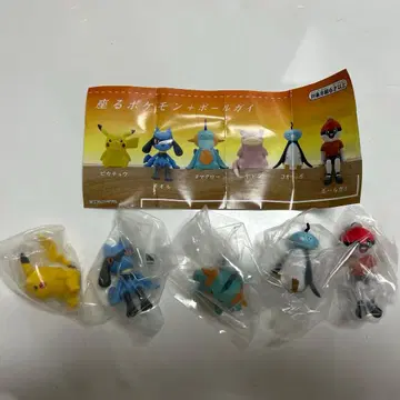 앉아있는 포켓몬+볼 가이 5종 5개 세트