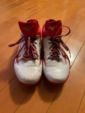 MIZUNO 화이트 x 빨간색 야구 포인트 스파이크