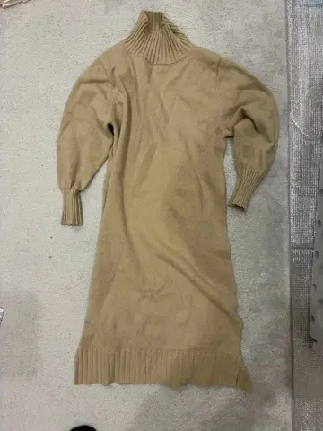 프레이 아이디 베이지 터틀넥 니트 F