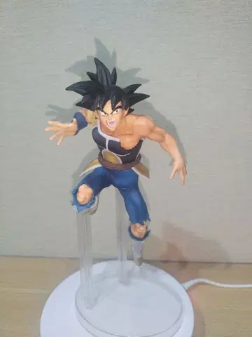 제일복권 드래곤볼 사이어인 초결전 라스트 원상 버독 피규어