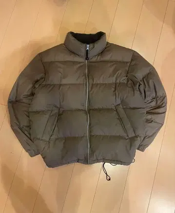 레어 올드 유니클로 두툼한 다운 자켓 충전솜 카키 올리브 짧은 기장