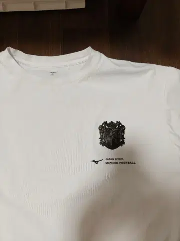세레소 오사카 MIZUNO 이동용 셔츠 (반팔) 화이트