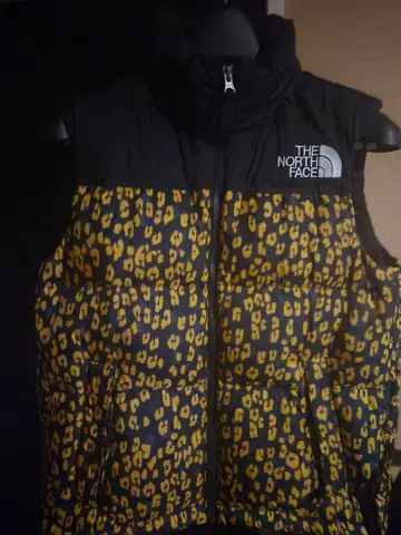 THE NORTH FACE 레오파드 무늬 다운 베스트 눕시