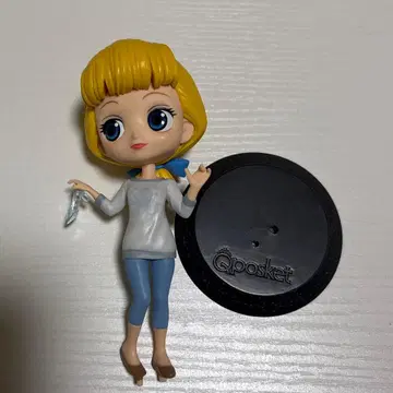 Q posket 신데렐라