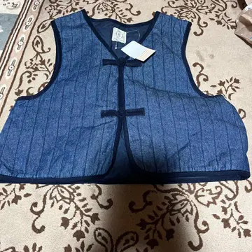 네이비 퀼팅 베스트 프리 사이즈