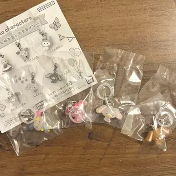 [ 새상품 ] 산리오 캐릭터즈 윳토 메지루시 액세서리 세트