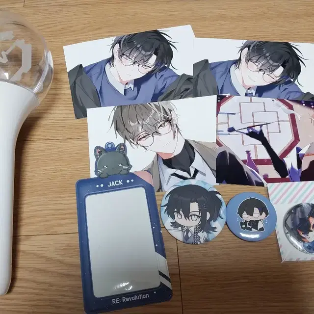 리레볼루션 응원봉,포토카드,굿즈 팝니다!!(급전)