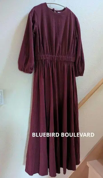 BLUEBIRD BOULEVARD 코듀로이 원피스 론 헤르만