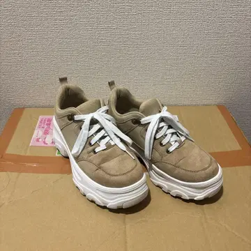 베이지 통굽 스니커즈 여성용 L