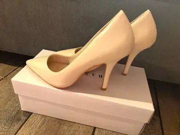 [새상품급] RANDA 베이지 하이힐 9cm