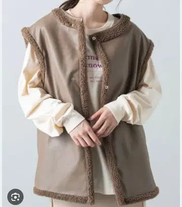 [ Kastane ] 인조 가죽 리버서블 보아 베스트