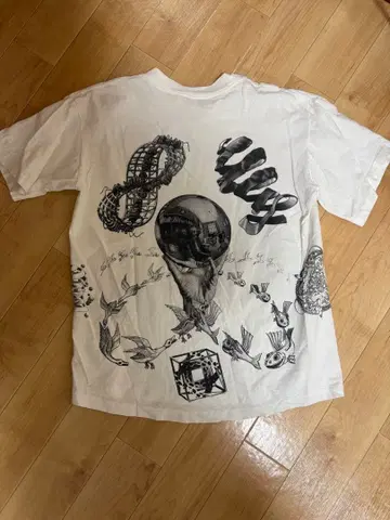 레어 M.C.Escher M.C.에셔 아트 티셔츠 M 사이즈