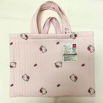 [ 새상품 ] 산리오 헬로키티 니시마츠야 이불 레슨백 핑크