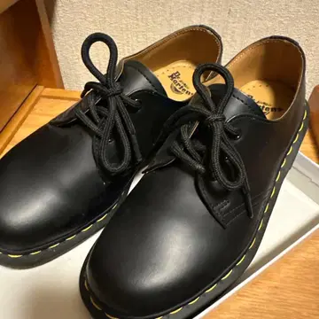 Dr.Martens 3홀 24cm