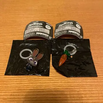 [ 미사용 ] 주토피아 메지루시 액세서리 주디 & 당근