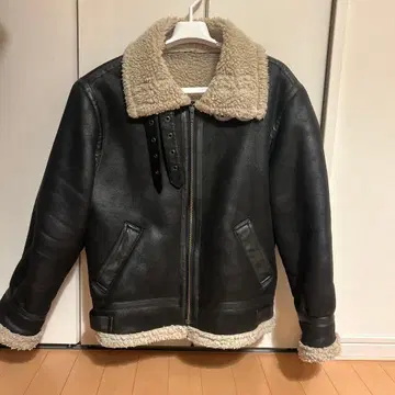 Ungrid 페이크 무스탕 보아 블루종 블랙