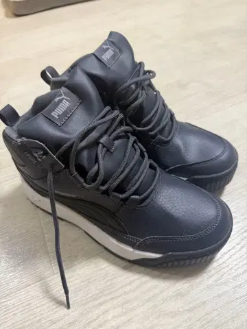 PUMA 하이컷 스니커즈 네이비