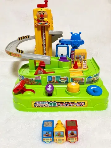 호빵맨 달려라! 공사장비! 호빵맨 뇌 발달 드라이브 월드