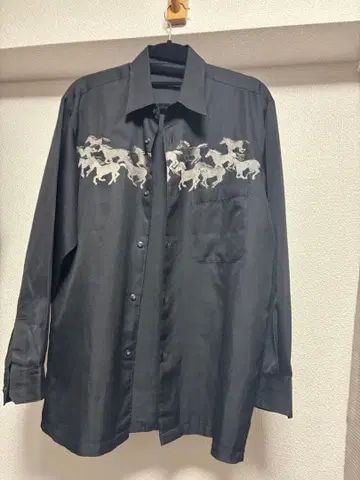 블랙 패턴 셔츠 구제 의류