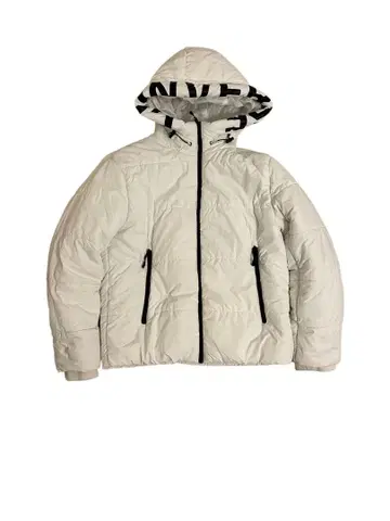 화이트 다운 자켓 후드 부착