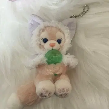 리나벨 화이트 윈터타임 원더스 인형 배지 2023