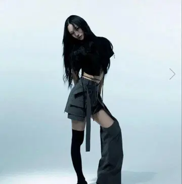 melt the lady string mini skirt pants