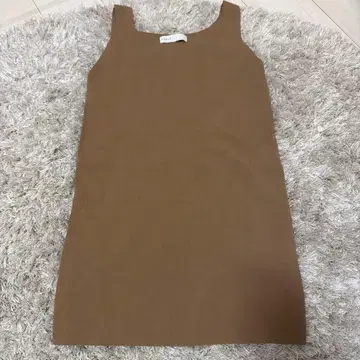 NOBLE 리버서블 넥 니트 탱크탑