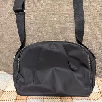 agnes b. 에네스베 숄더백 블랙 여성용