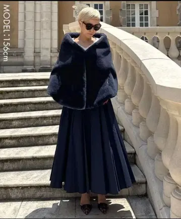 새상품 택 포함 JENNE 제누 리치 볼륨 퍼 케이프