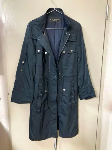 새상품급 이탈리아제 BODY DRESSNG Deluxe 코트 네이비 38