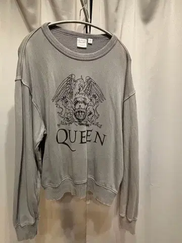 GU QUEEN 그레이 맨투맨 긴팔