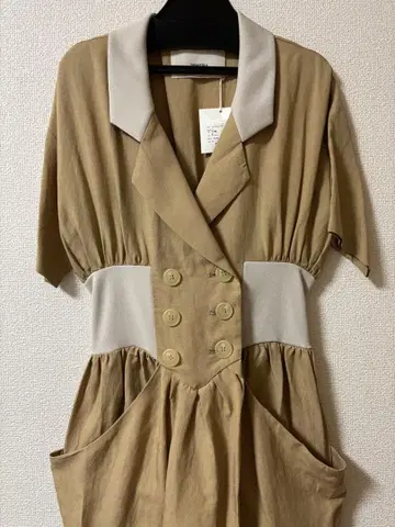 베이지 더블 브레스트 점프수트