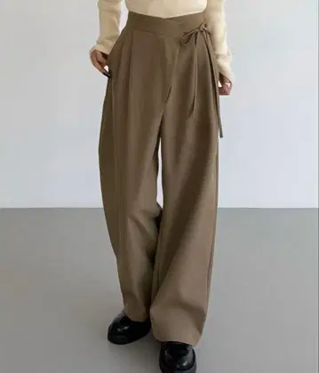 와이드 레그 팬츠 [ 미사용 새상품 ]