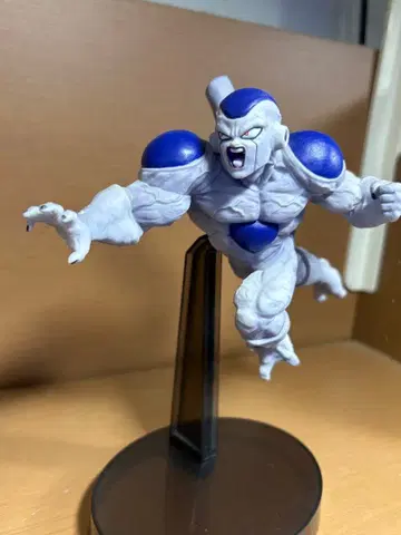 드래곤볼 피규어 프리저