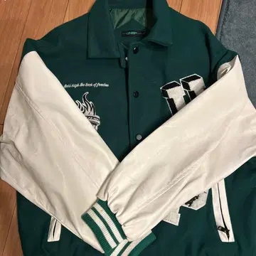 UNTPT 바시티 자켓 자유의 여신 자수