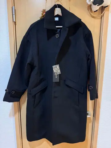 [ 미사용 새상품 ] Adler XS 사이즈 스텐카라 코트 블랙