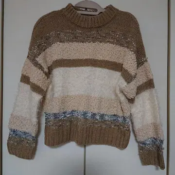 AS KNOW AS 이색 스웨터