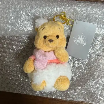 디즈니 스토어 일부 매장 한정 푸우 봉제 인형 키링 키체인